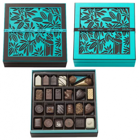 Boîte carrée 605 g chocolats assortis