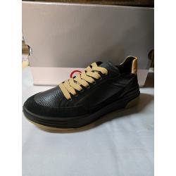 Basket MASTER 25700-01H Noir /Gold Lacet sportive et confortable bicolore ARA SHOES